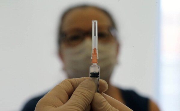 Немного воздуха в шприце