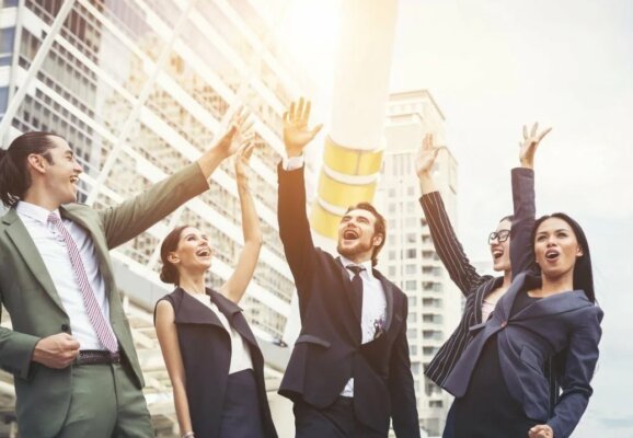 Делают успешные дела