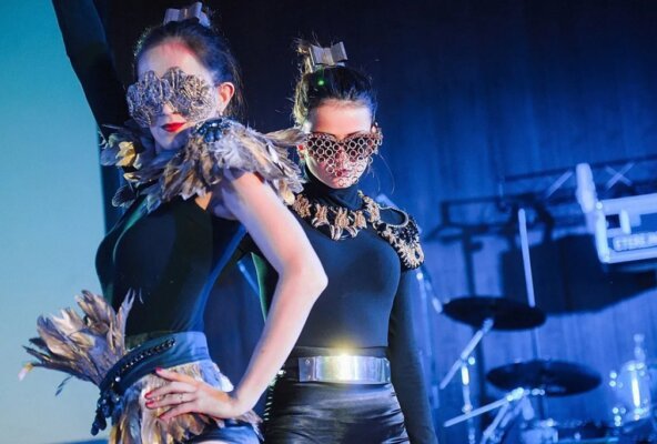 Две красивые PJ girl