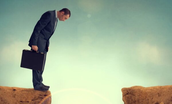 Не смотри вниз на трудности