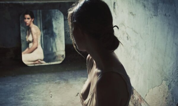 Плохой вид женщины - самокритика