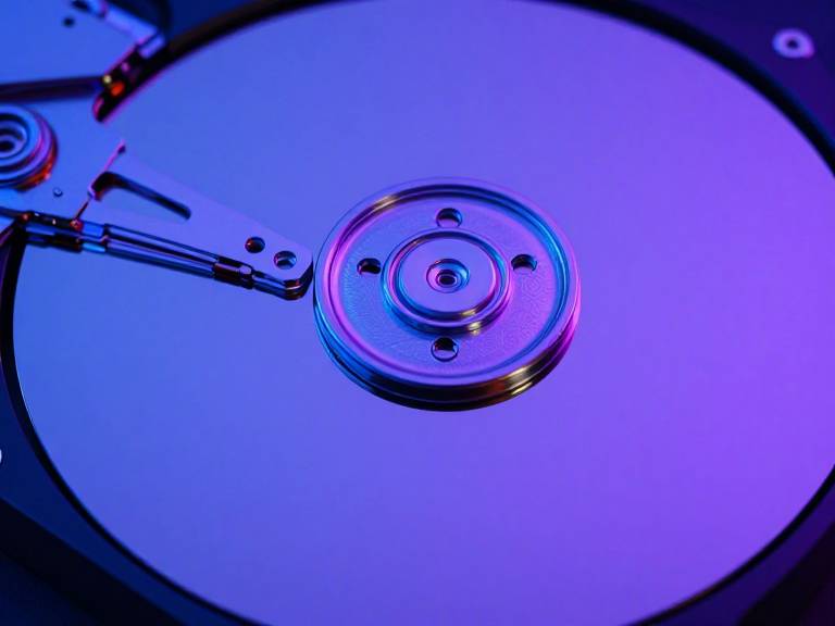 Магнитные границы наноуровня на диске